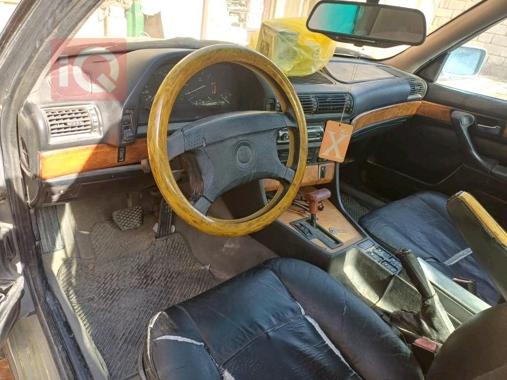 بي ام دبليو الفئة 7